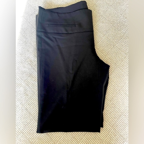 Elegant Black Women's Trousers - Picture 1 of 9